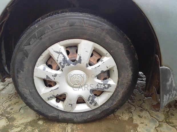 Toyota Sienna 2006 Silver