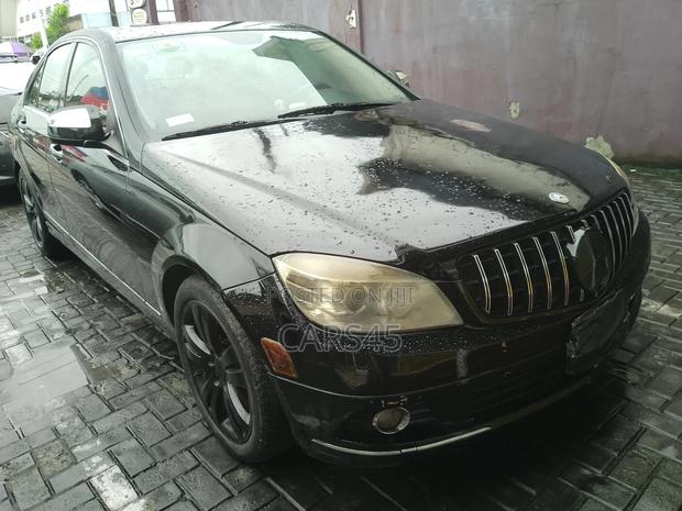 Mercedes-Benz C300 2008 Black
