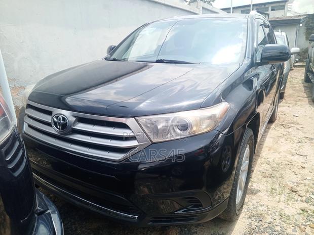Toyota Highlander Limited 3.5l 4WD 2013 Black