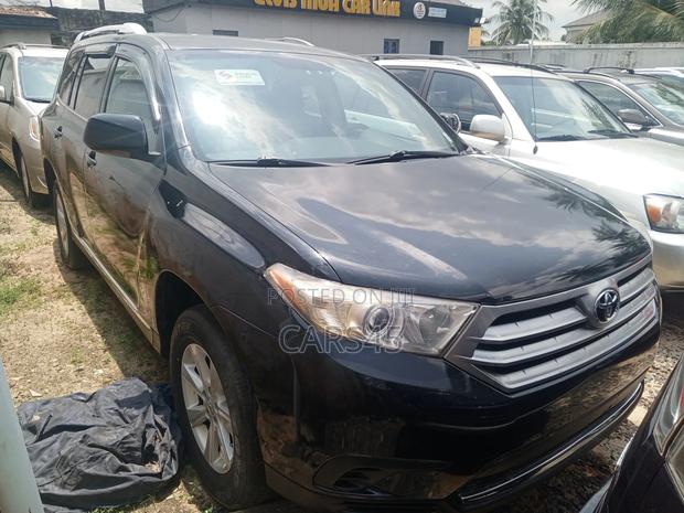 Toyota Highlander Limited 3.5l 4WD 2013 Black