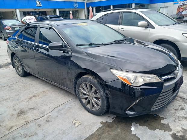Toyota Camry XLE 4dr Sedan (2.5L 4cyl 6A) 2015 Black