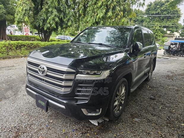 Toyota Land Cruiser 2014 Black