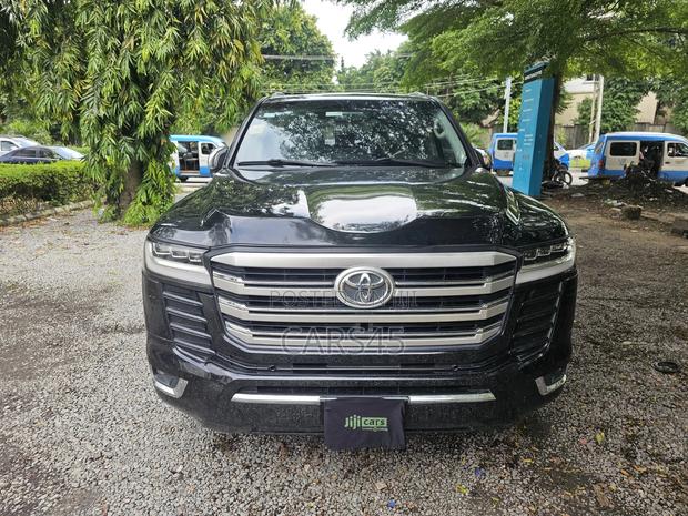 Toyota Land Cruiser 2014 Black