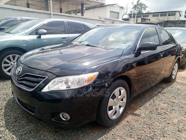 Toyota Camry LE 4dr Sedan (2.5L 4cyl 6A) 2011 Black