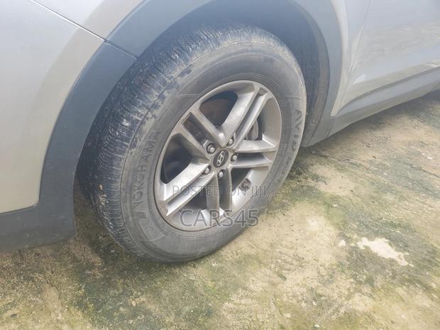 Hyundai Santa Fe SE AWD 2014 Silver