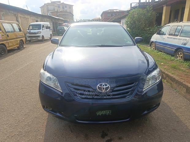 Toyota Camry 2007 Blue