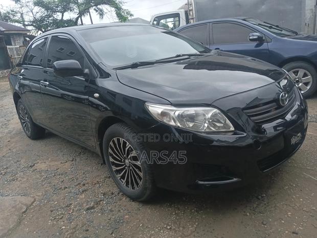 Toyota Corolla LE 4dr Sedan (1.8L 4 cyl 4A) 2009 Black