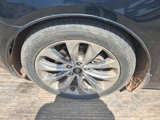 Hyundai Sonata 2012 Black