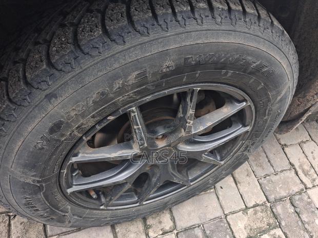Hyundai Santa Fe 2011 Gray