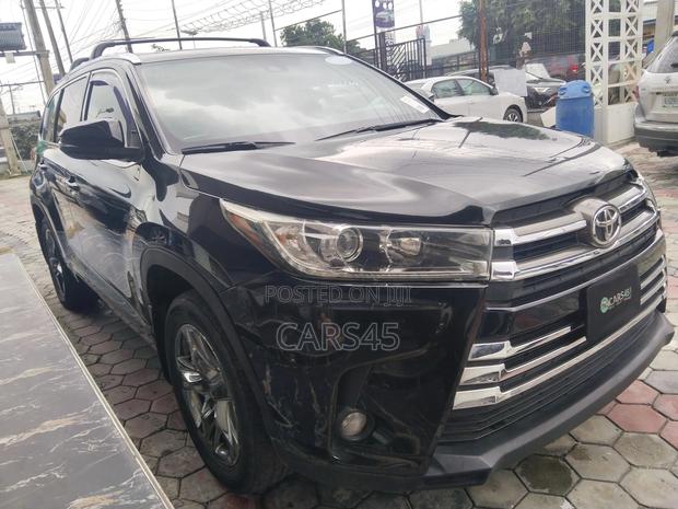 Toyota Highlander 2017 Black