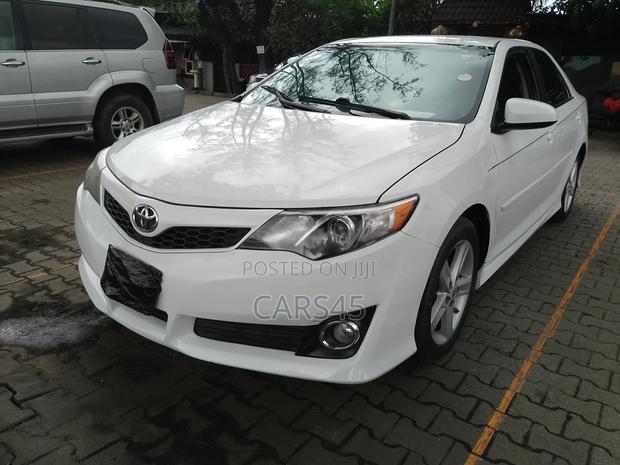 Toyota Camry 2012 White