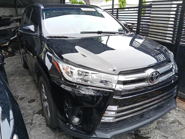 Toyota Highlander 2015 Black