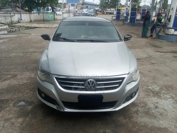 Volkswagen Passat 2012 Silver