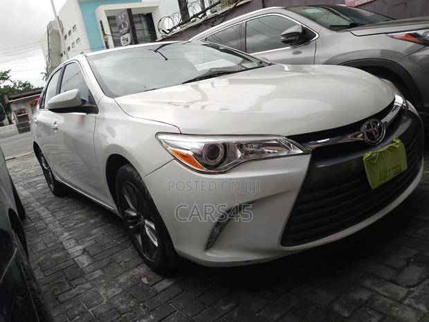 Toyota Camry 2016 White