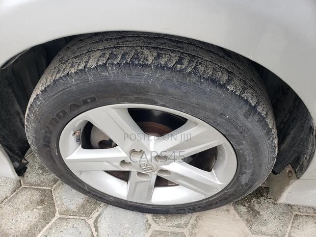 Toyota Camry 2014 Silver