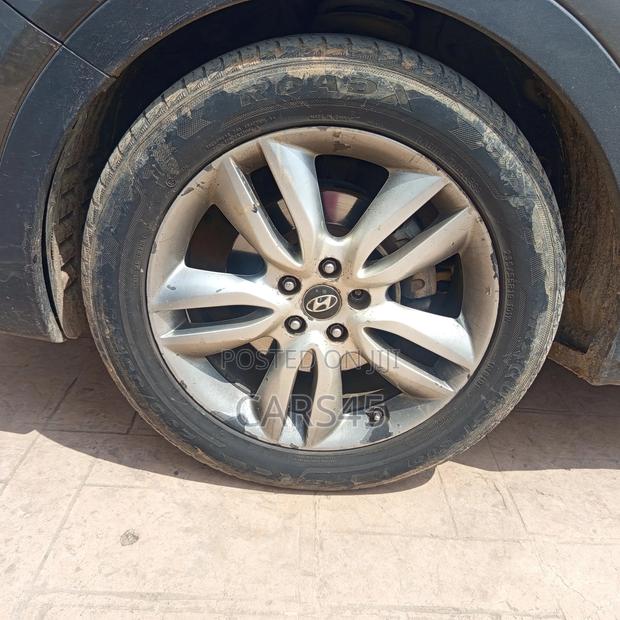 Hyundai Santa Fe 2013 Gray