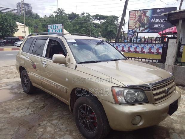 Toyota Highlander 2003 Brown