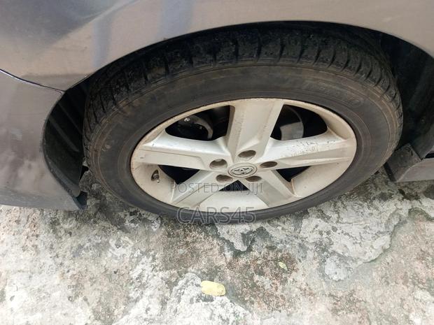 Toyota Camry 2014 Gray