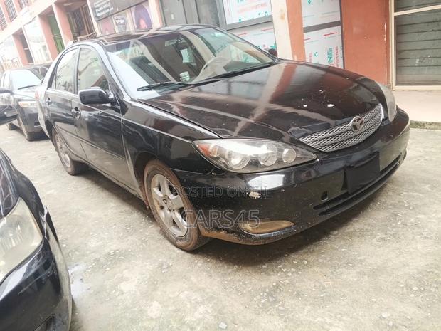 Toyota Camry 2005 Blue
