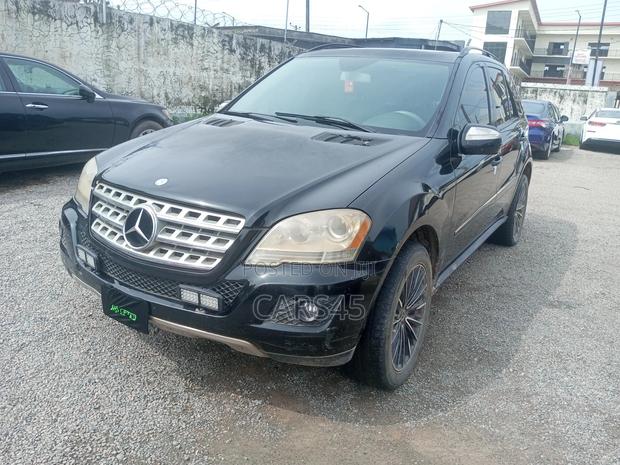 Mercedes-Benz M Class 2009 Black