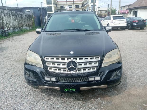 Mercedes-Benz M Class 2009 Black