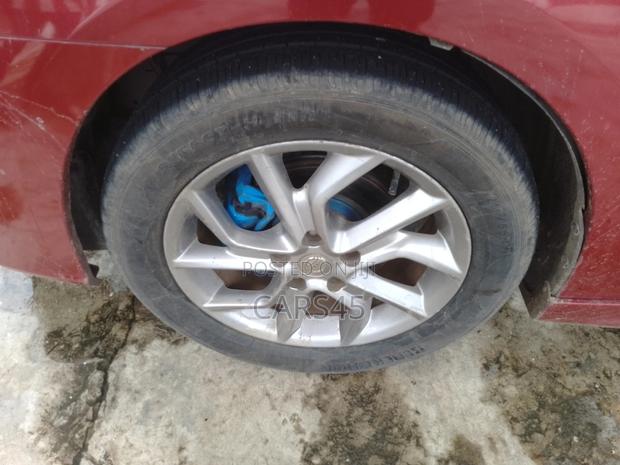 Nissan Sentra 2013 Red