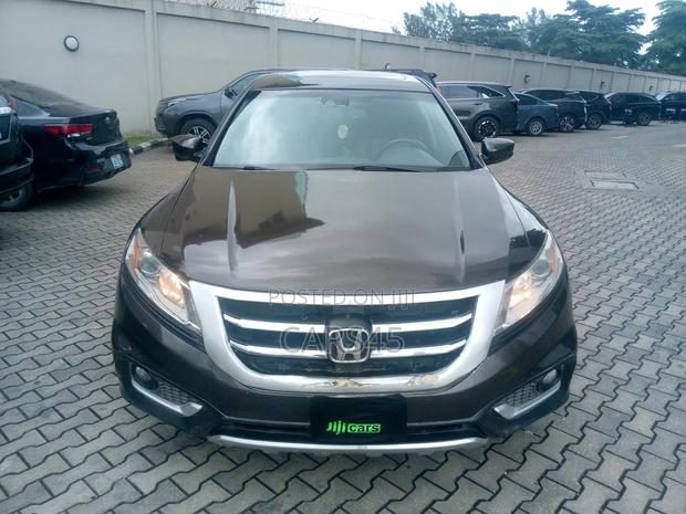 Honda Crosstour 2013 Brown