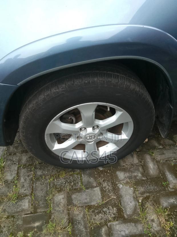 Toyota RAV4 2011 Blue
