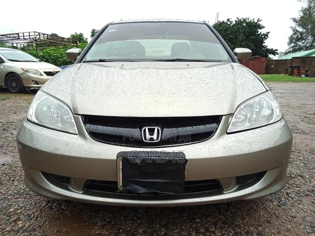 Honda Civic 2005 Gold