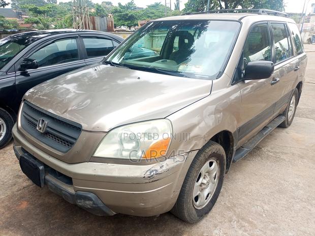 Honda Pilot 2004 Gold