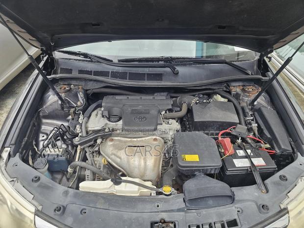 Toyota Camry 2014 Gray