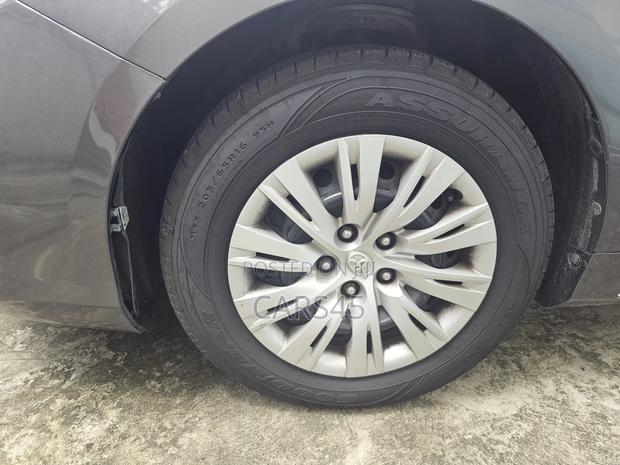 Toyota Camry 2014 Gray