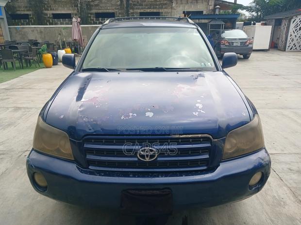 Toyota Highlander 2001 Blue