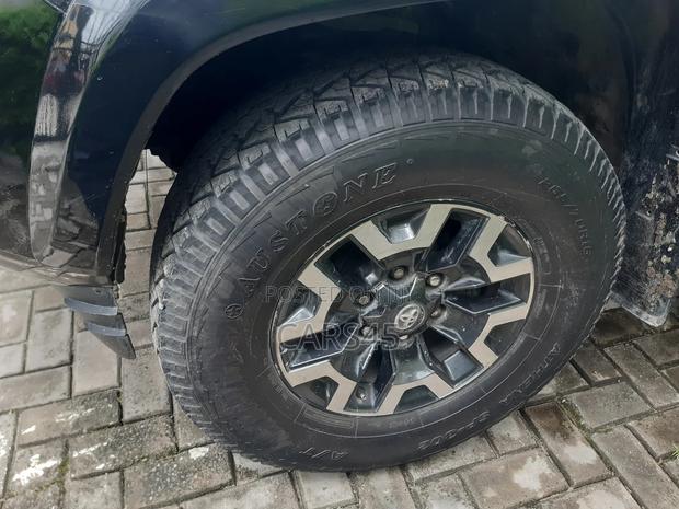 Toyota Tacoma 2018 Black