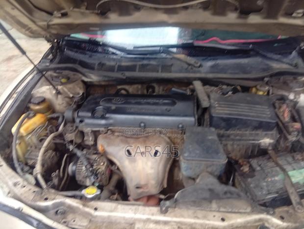 Toyota Camry 2007 Gold