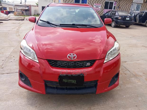 Toyota Matrix S Hatchback FWD (2.4L 4cyl 5A) 2010 Red
