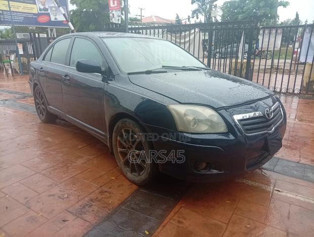 Toyota Avensis 2008 Blue