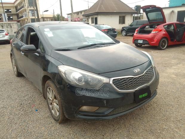 Kia Cerato 2014 Black