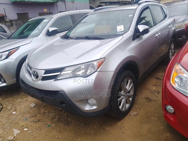 Toyota RAV4 2014 Silver