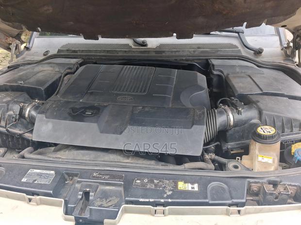 Land Rover Lr4 2011 Gray