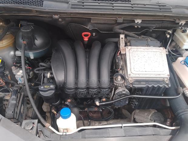 Mercedes-Benz B-Class 2010 Gray