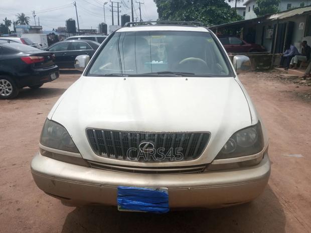 Lexus RX 300 4WD 1999 White
