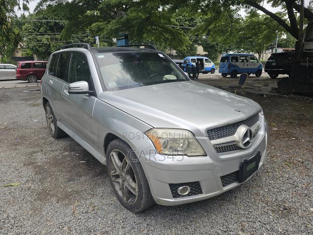 Mercedes-Benz GLK-Class 2010 Silver