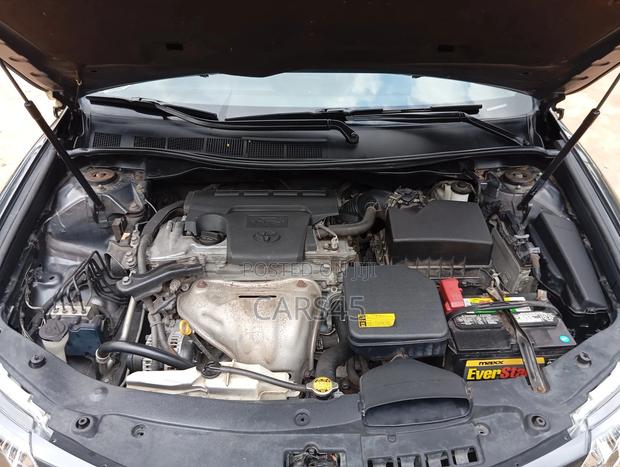 Toyota Camry 2012 Gray