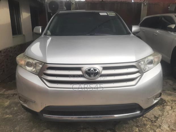 Toyota Highlander 2012 Silver