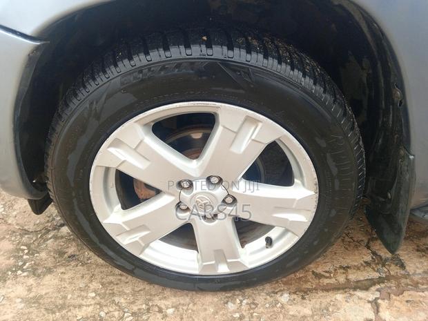 Toyota RAV4 2007 Blue