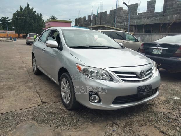 Toyota Corolla 2013 Silver