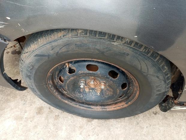Toyota Corolla 2009 Gray