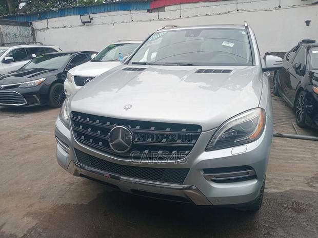 Mercedes-Benz M Class 2012 Silver