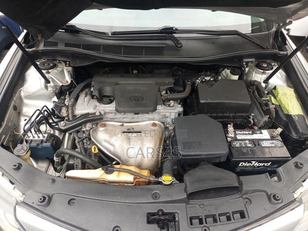 Toyota Camry 2014 Silver